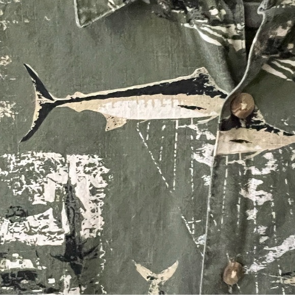 Wolverine Men’s Graphic Fish related on back and front button shirt. Sz.L - Picture 6 of 9